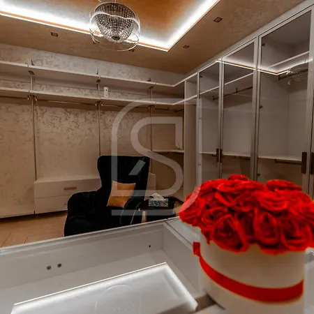 Milenium By Kristal Collection Apartment *