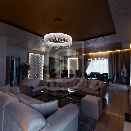 Milenium By Kristal Collection Apartment *